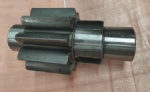 120-27-31411 Вал для Коматсу D40A