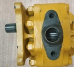 07432-71203 Насос трансмиссии для D85A