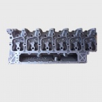 PC200-7 engine SAA6D102E Cylinder Head 6731-11-1371